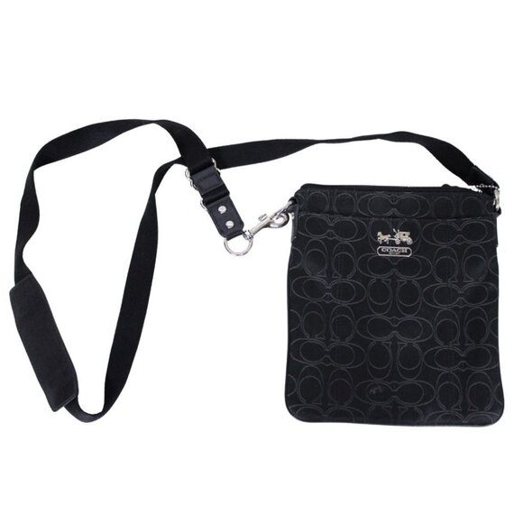 COACH SIGNATURE Shoulder Bag Crossbody Swingpack Black - Picture 1 of 6
